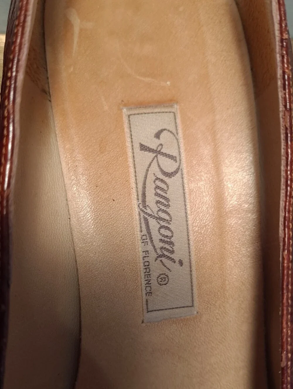 Vintage 70s Alamlfi Rangoni Monica Croc Embossed Brown Leather Pumps 8.5W Rare